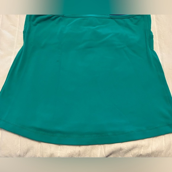 Lululemon faux wrap racerback green tank Size 0 - Picture 6 of 12